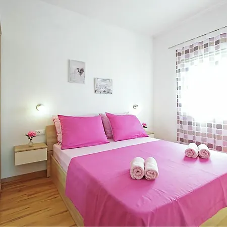 Apartment Lovely In With View *